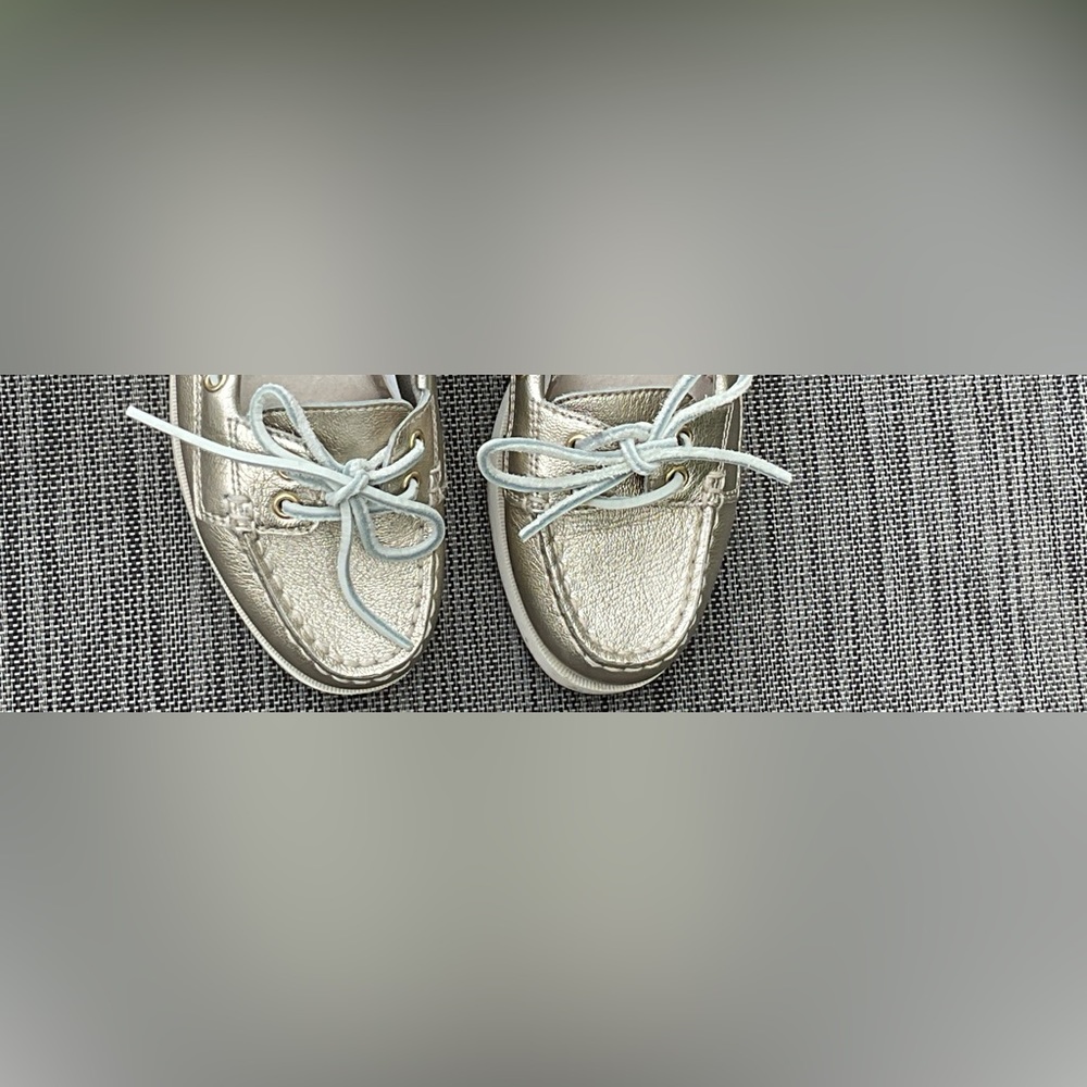 Ralph Lauren Boat Shoes Size 6 - Picture 2 of 8